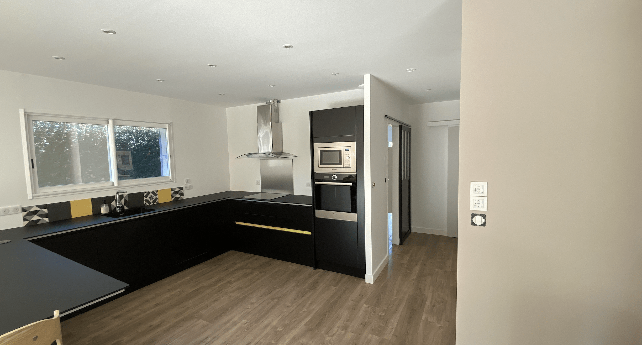 Application peinture airless intérieur maison neuve Hossegor finition parfaite