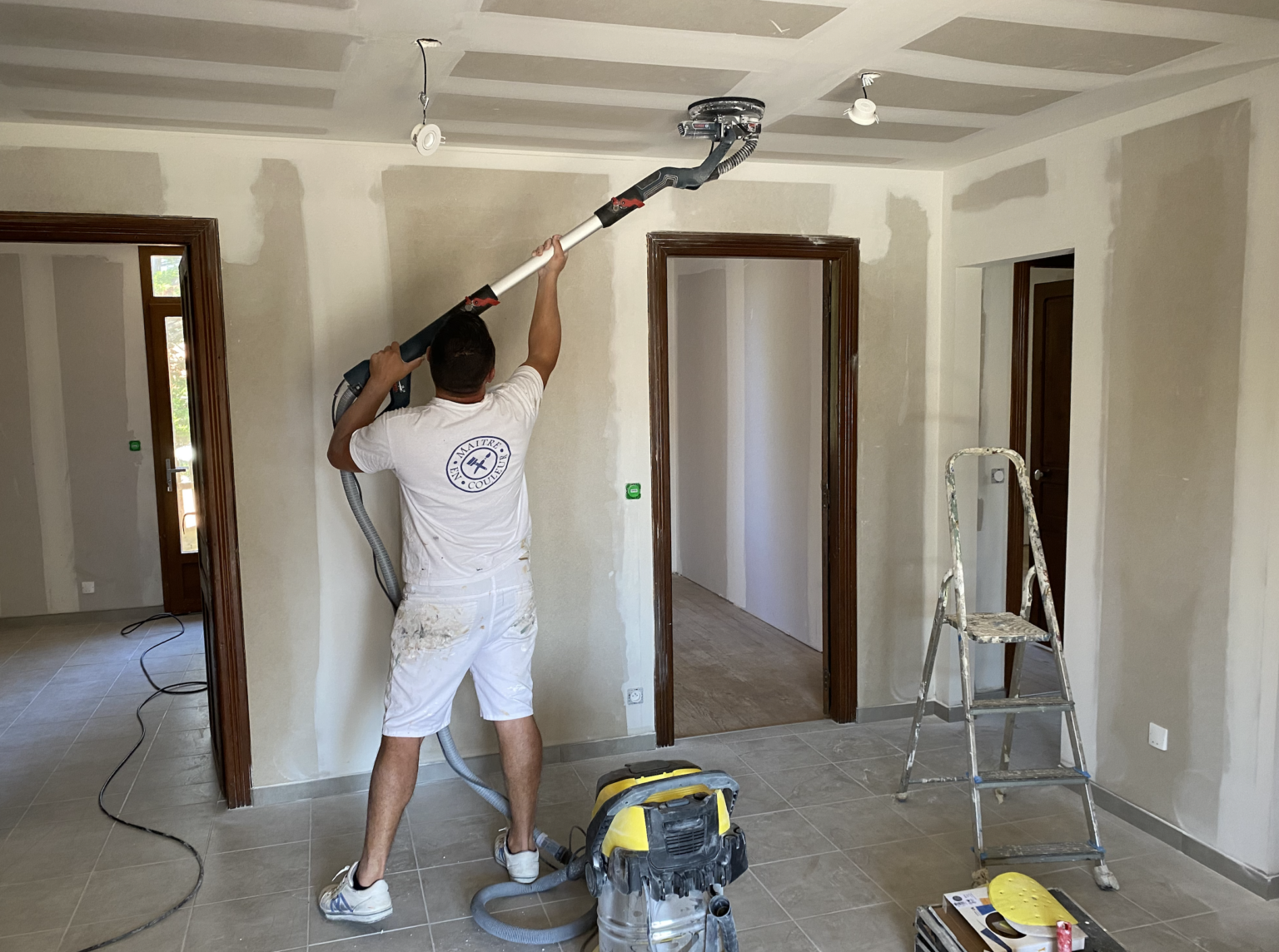 Enduit de Lissage à Soustons : Le Secret d’un Support Parfait Avant Peinture